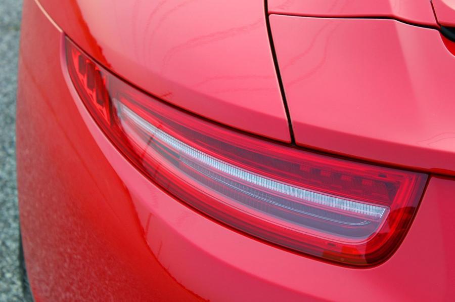  Porsche 911 Carrera S 2013 года  (фото 45 из 51)